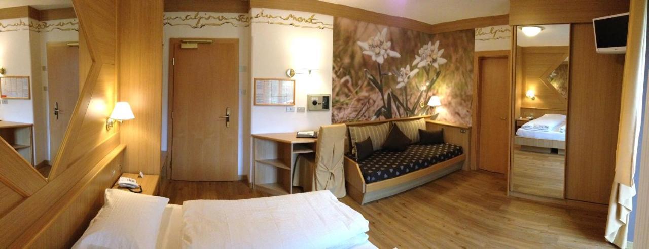 Hotel La Serenella โมเอนา ภายนอก รูปภาพ