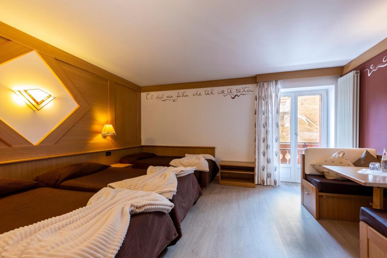 Hotel La Serenella โมเอนา ภายนอก รูปภาพ